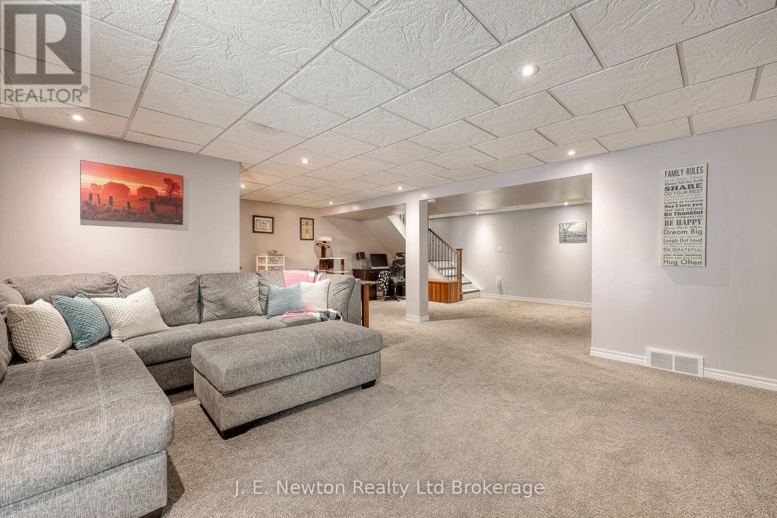 39 North Street W, Tillsonburg, Ontario  N4G 1B9 - Photo 31 - X12672310