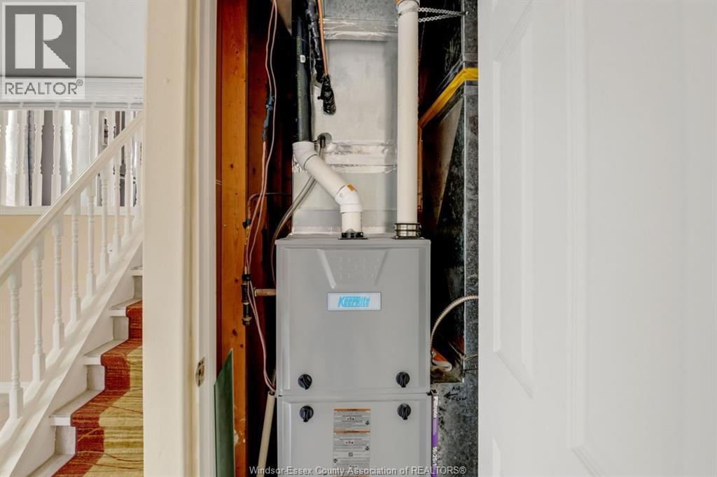 1667 Foster, Windsor, Ontario N8W 5P9 - Photo 20 - 26000470