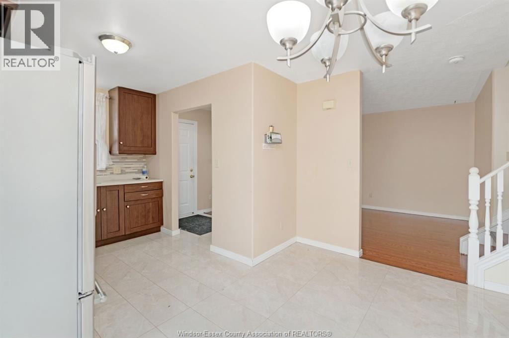 1667 Foster, Windsor, Ontario N8W 5P9 - Photo 21 - 26000470