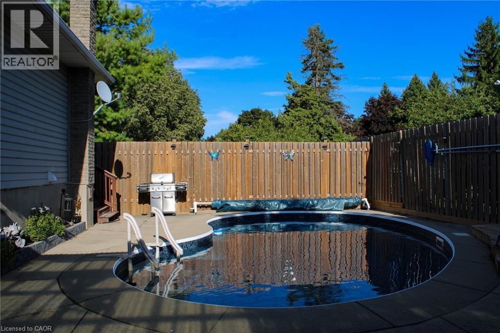 60 Devonglen Drive, Kitchener, Ontario  N2E 2C5 - Photo 35 - 40796723