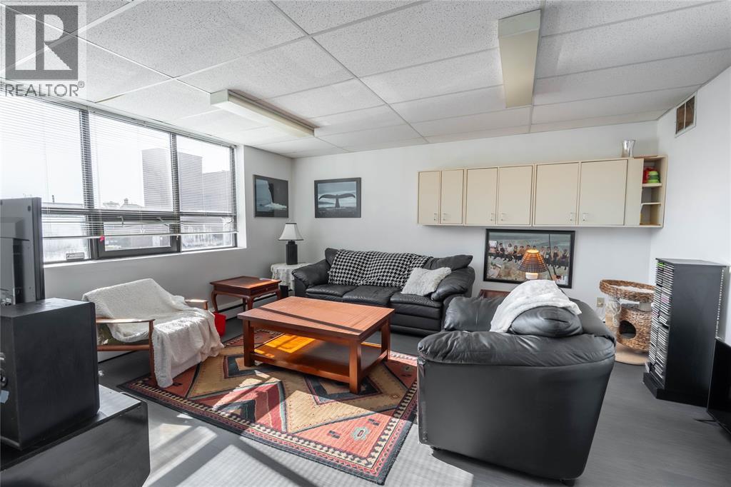 219 Lochiel Street, Sarnia, Ontario  N7T 4C8 - Photo 29 - 26000405