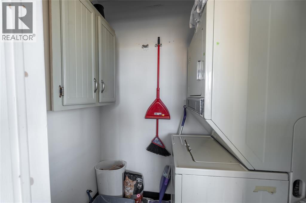 219 Lochiel Street, Sarnia, Ontario  N7T 4C8 - Photo 35 - 26000405