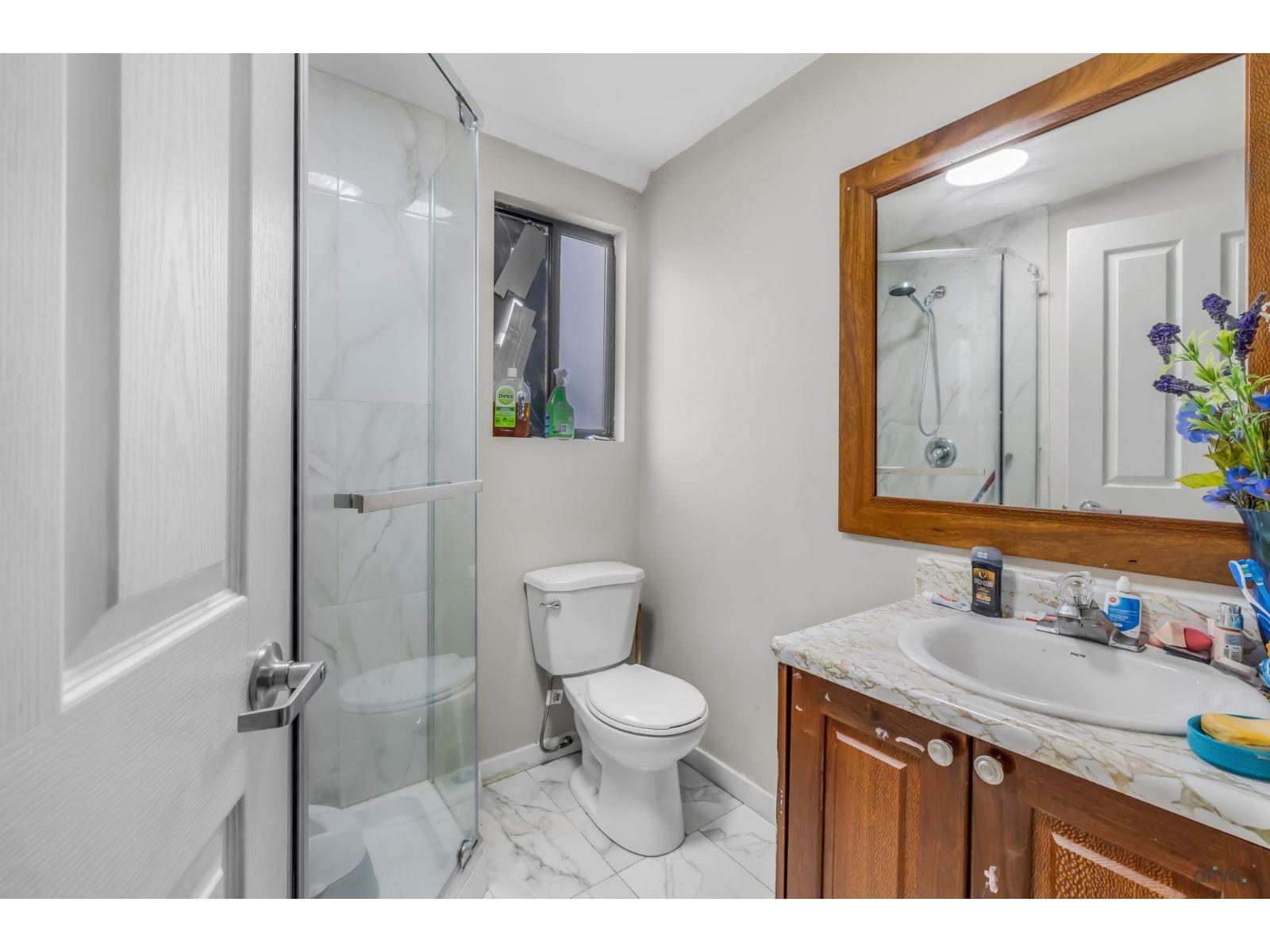 7710 Juniper Street, Mission, British Columbia  V2V 6G1 - Photo 19 - R3076255