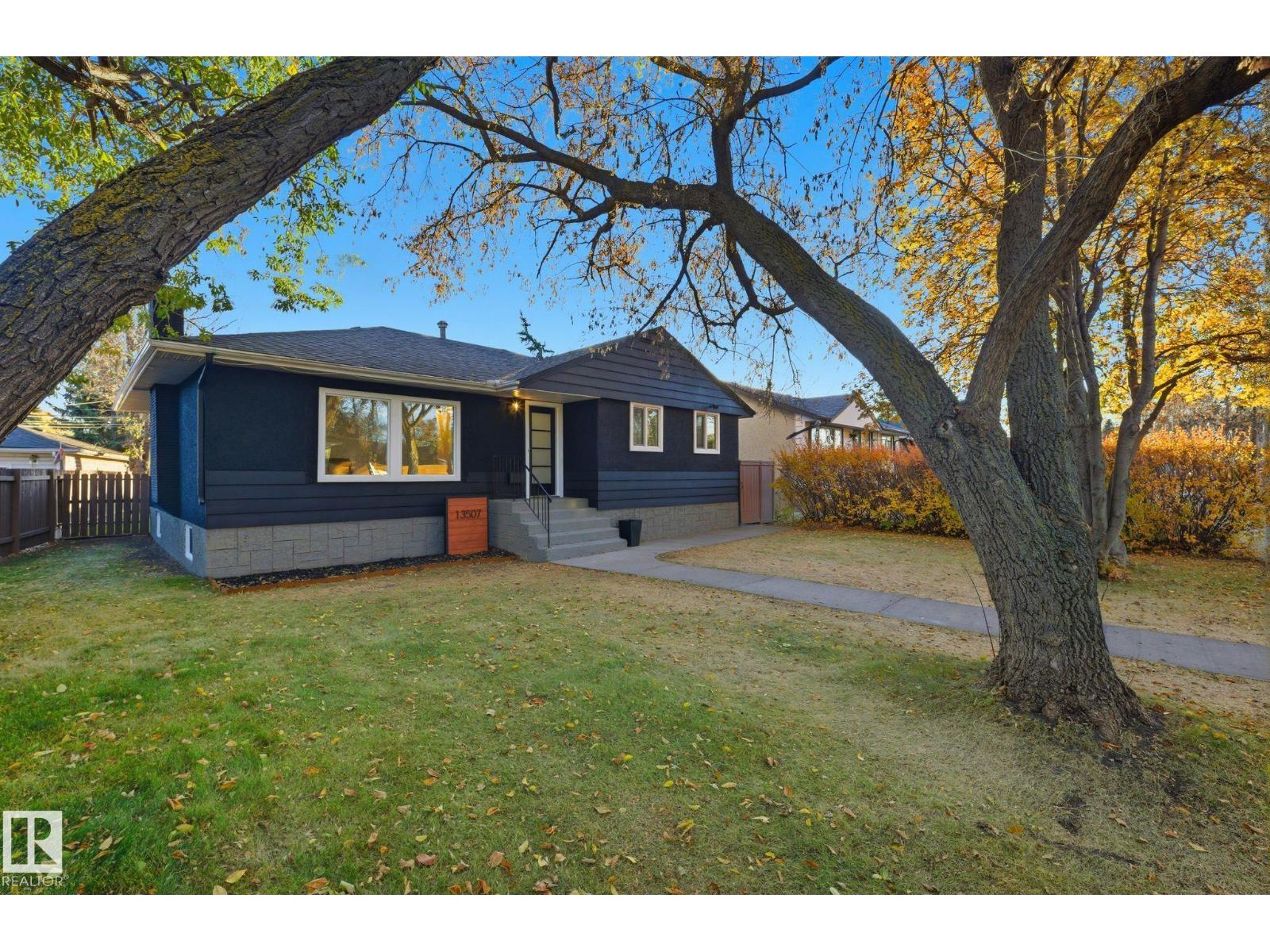 13507 124 Av Nw, Edmonton, Alberta  T5L 3A7 - Photo 2 - E4469257