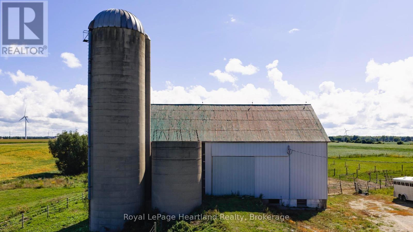 82376 Bluewater Highway, Ashfield-Colborne-Wawanosh, Ontario N7A 3Y3 - Photo 40 - X12368613