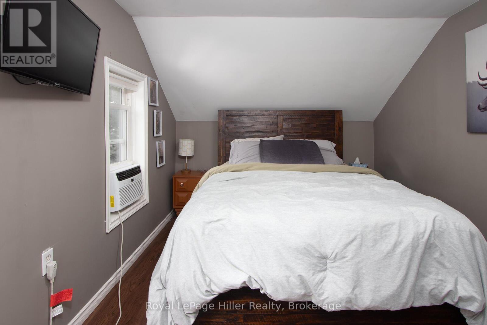 53 George Street E, Huron East, Ontario  N0K 1W0 - Photo 21 - X12501934