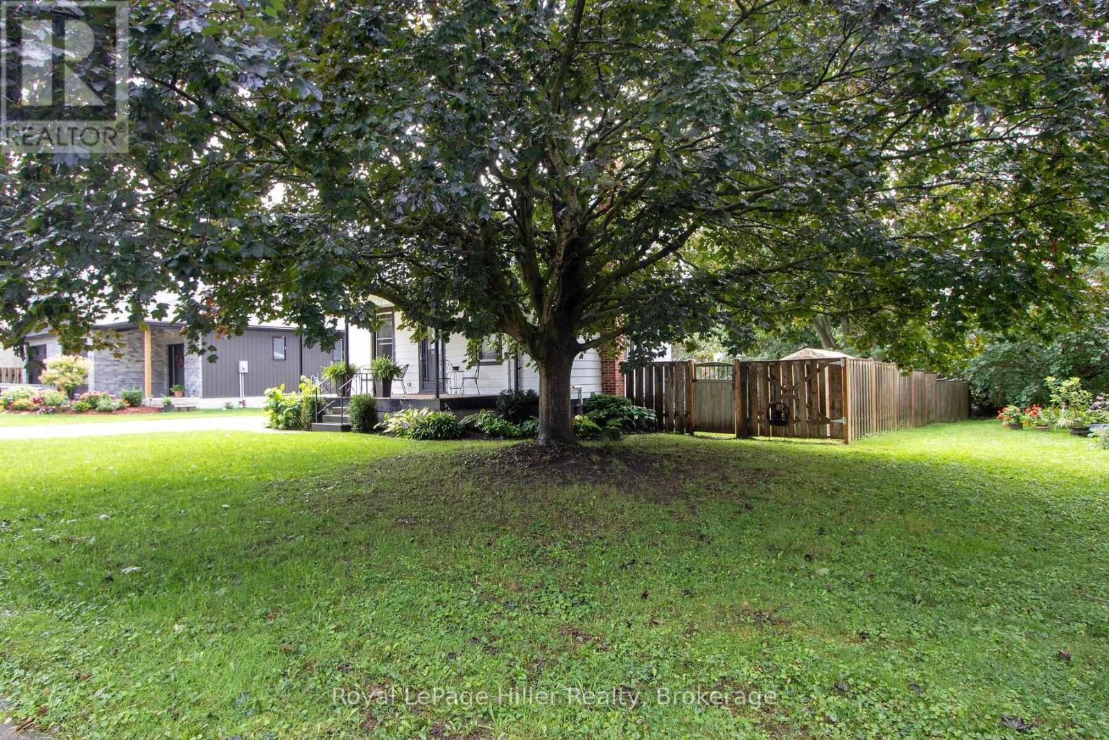 53 George Street E, Huron East, Ontario  N0K 1W0 - Photo 4 - X12501934