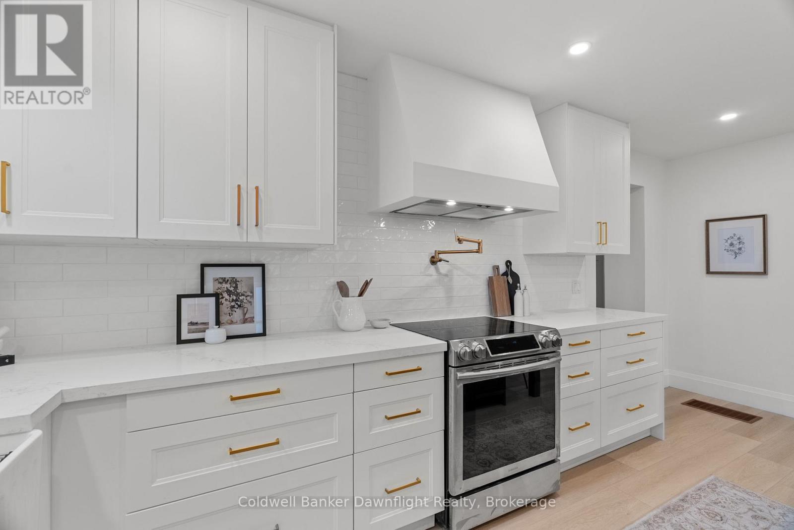 84094 London Road, Morris Turnberry, Ontario N0M 1H0 - Photo 10 - X12528840