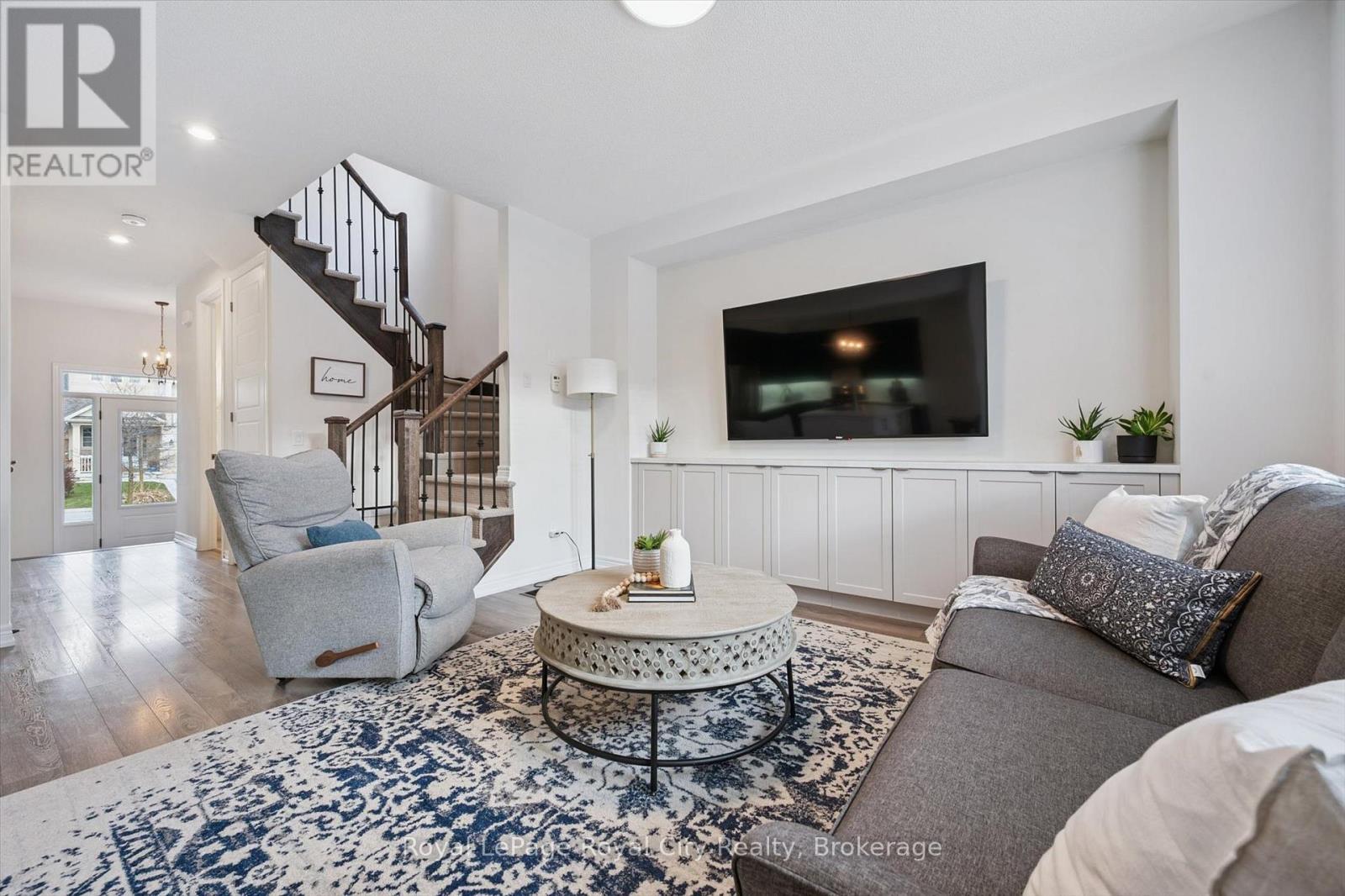 98 Kay Crescent, Centre Wellington (Fergus), Ontario  N1M 0G2 - Photo 14 - X12672404