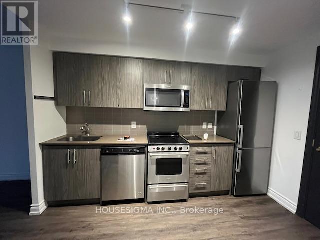 212 - 1700 Avenue Road, Toronto, Ontario  M5M 0B3 - Photo 1 - C12604484