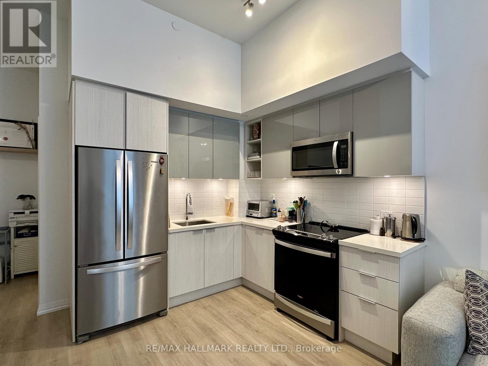 214 - 50 Dunfield Avenue, Toronto, Ontario  M4S 0E4 - Photo 8 - C12672106