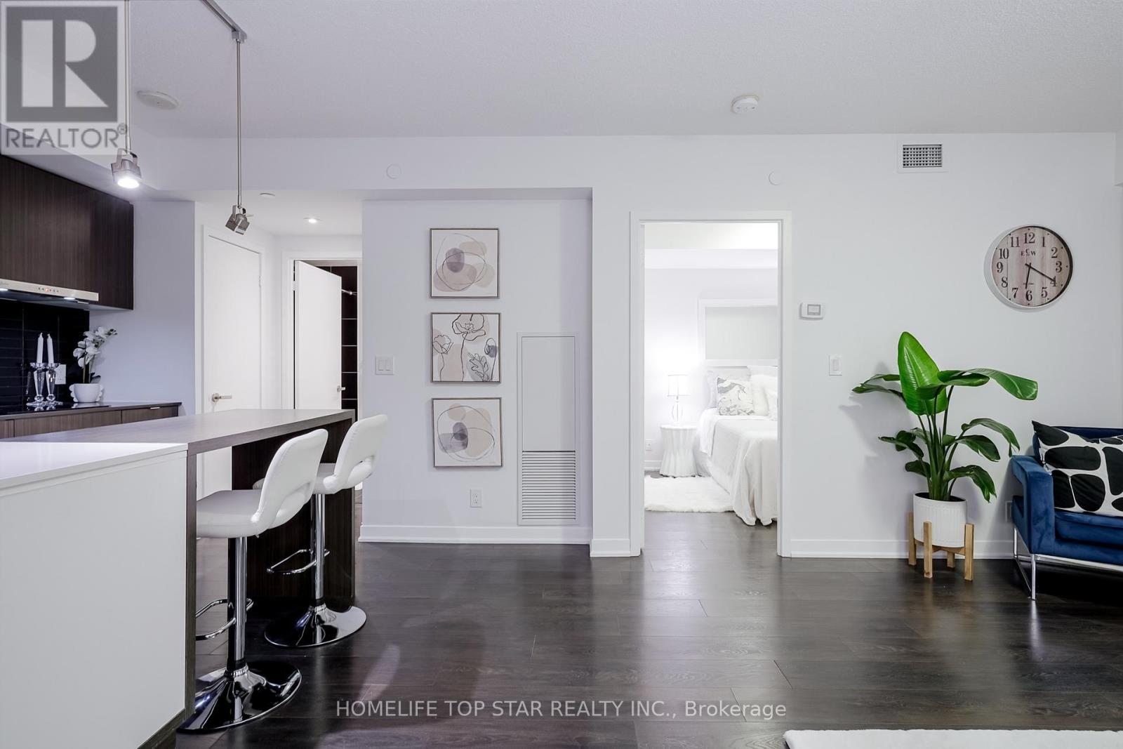 1406 - 100 Harbour Street, Toronto, Ontario  M5J 0B5 - Photo 26 - C12672120