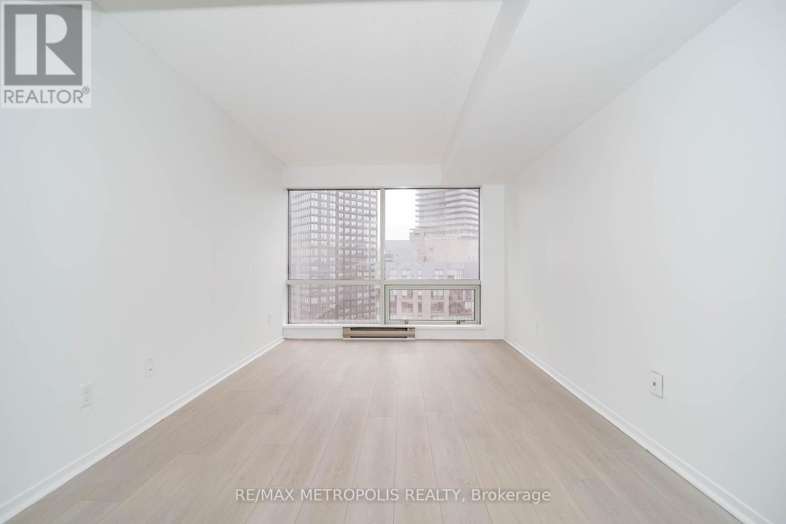 2908 - 1001 Bay Street, Toronto, Ontario  M5S 3A6 - Photo 32 - C12672142