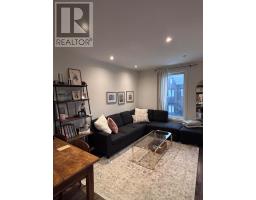 UPPER - 3 ROLYAT STREET, Toronto, Ontario