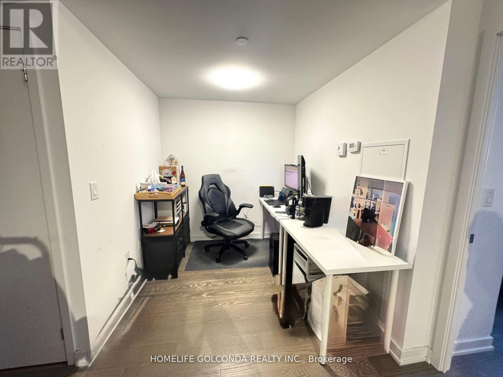 4006 - 11 Wellesley Street W, Toronto, Ontario  M4Y 1E8 - Photo 7 - C12672168