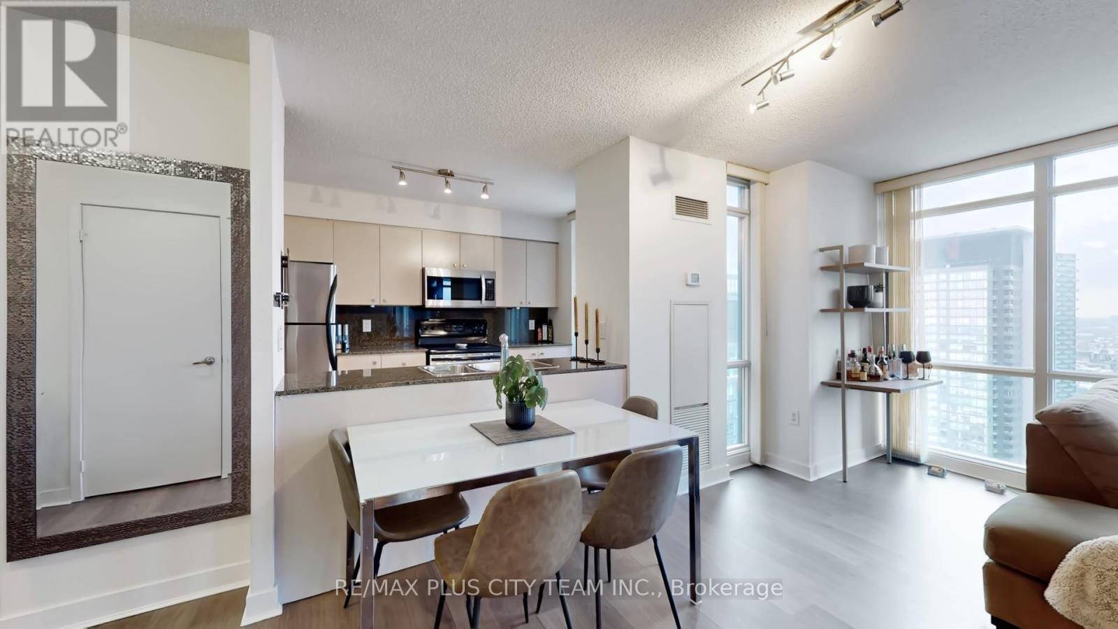 5106 - 11 Brunel Court, Toronto, Ontario  M5V 3Y3 - Photo 6 - C12672170