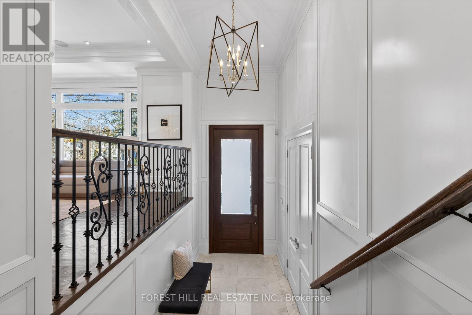 210 Willowdale Avenue, Toronto, Ontario  M2N 4Z2 - Photo 2 - C12672234