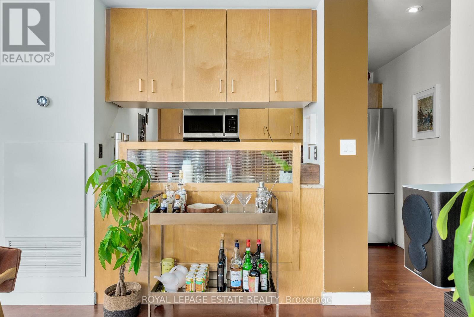 1003 - 281 Mutual Street, Toronto, Ontario  M4Y 3C4 - Photo 7 - C12672252