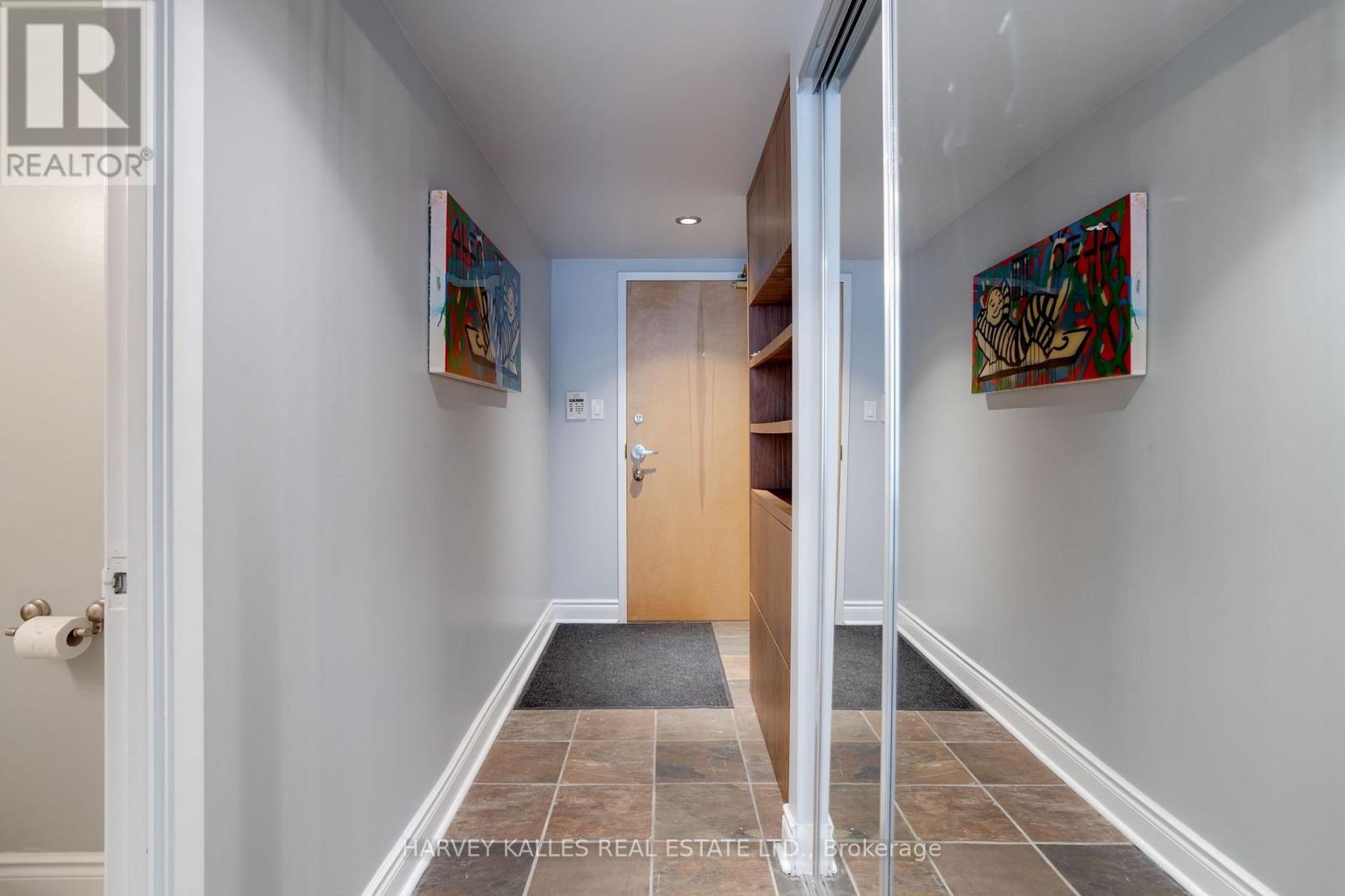 703 - 80 Cumberland Street, Toronto, Ontario  M5R 3V1 - Photo 17 - C12672376