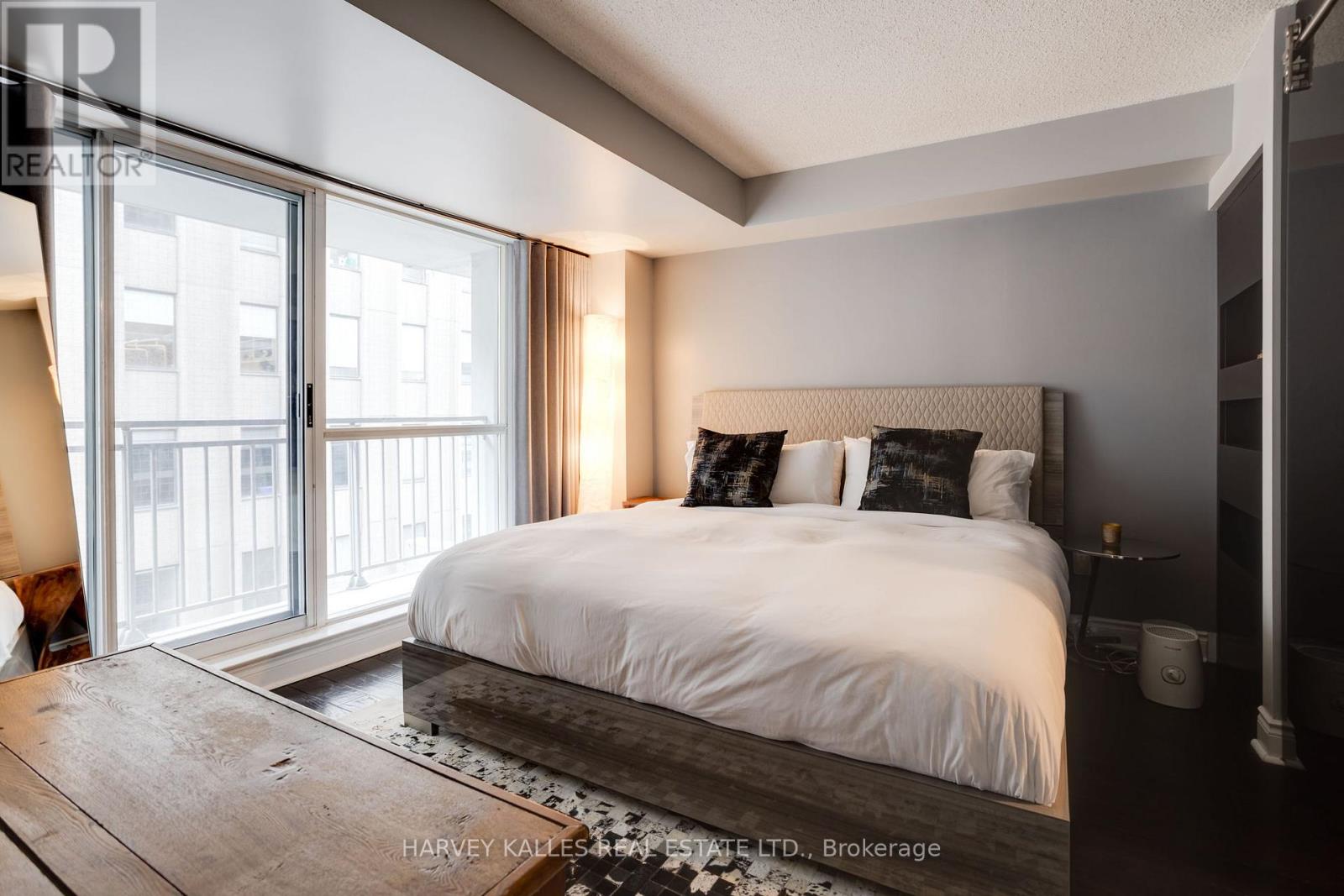 703 - 80 Cumberland Street, Toronto, Ontario  M5R 3V1 - Photo 19 - C12672376