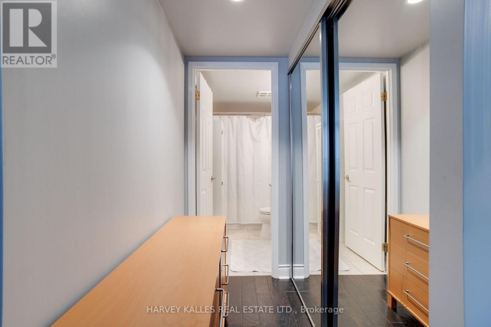 703 - 80 Cumberland Street, Toronto, Ontario  M5R 3V1 - Photo 28 - C12672376