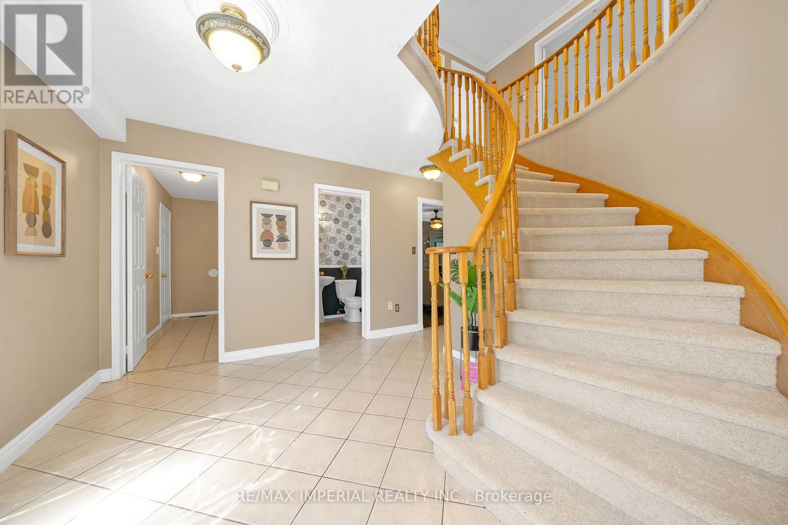 955 Snowbird Street, Oshawa, Ontario  L1J 8J8 - Photo 4 - E12672328