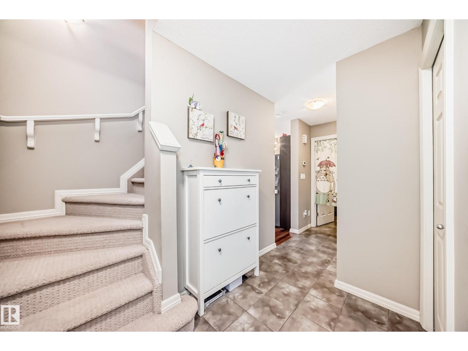 4908 213 St Nw Nw, Edmonton, Alberta  T6M 0G6 - Photo 4 - E4467235