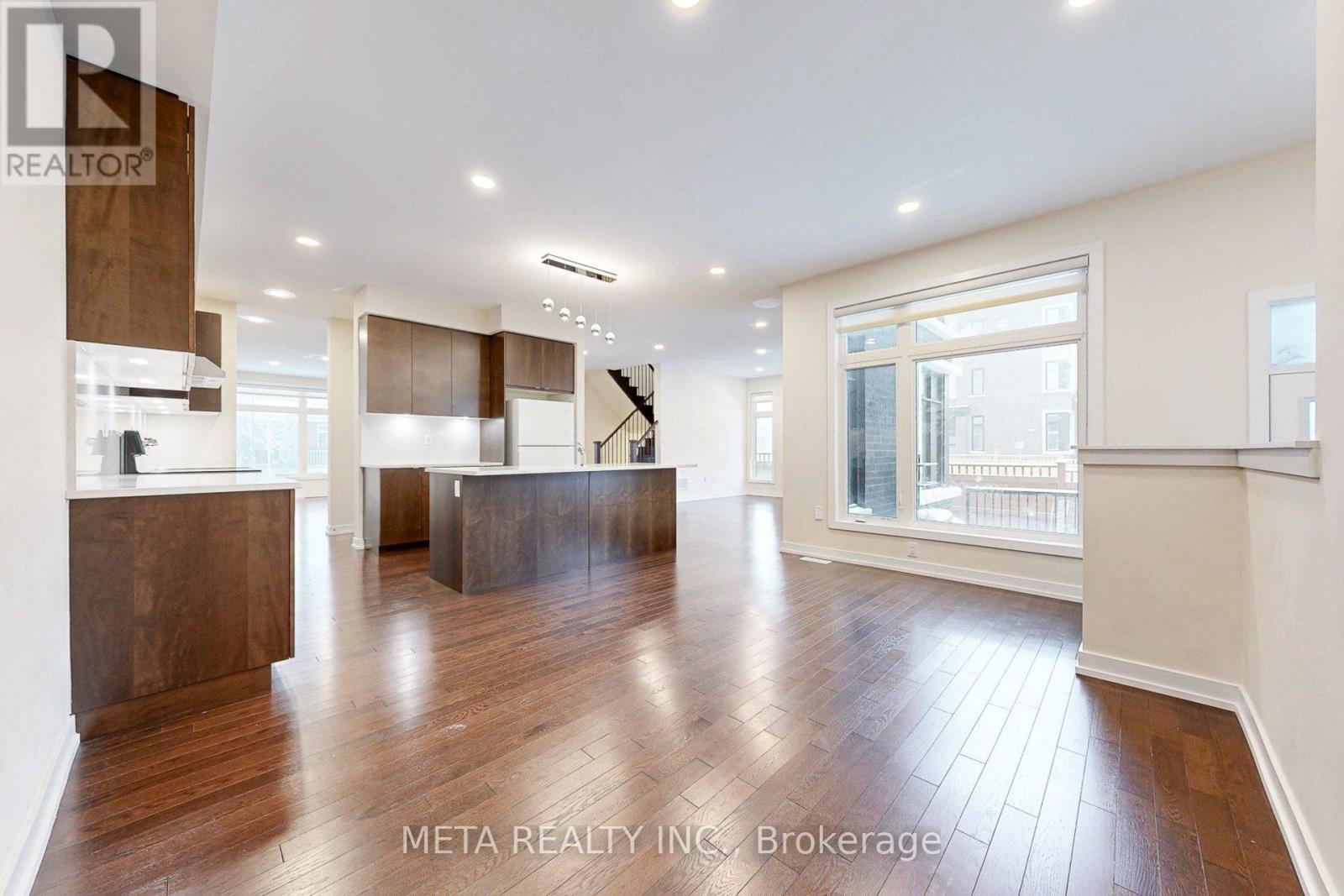 215 Webb Street, Markham, Ontario  L6B 1P1 - Photo 13 - N12672102