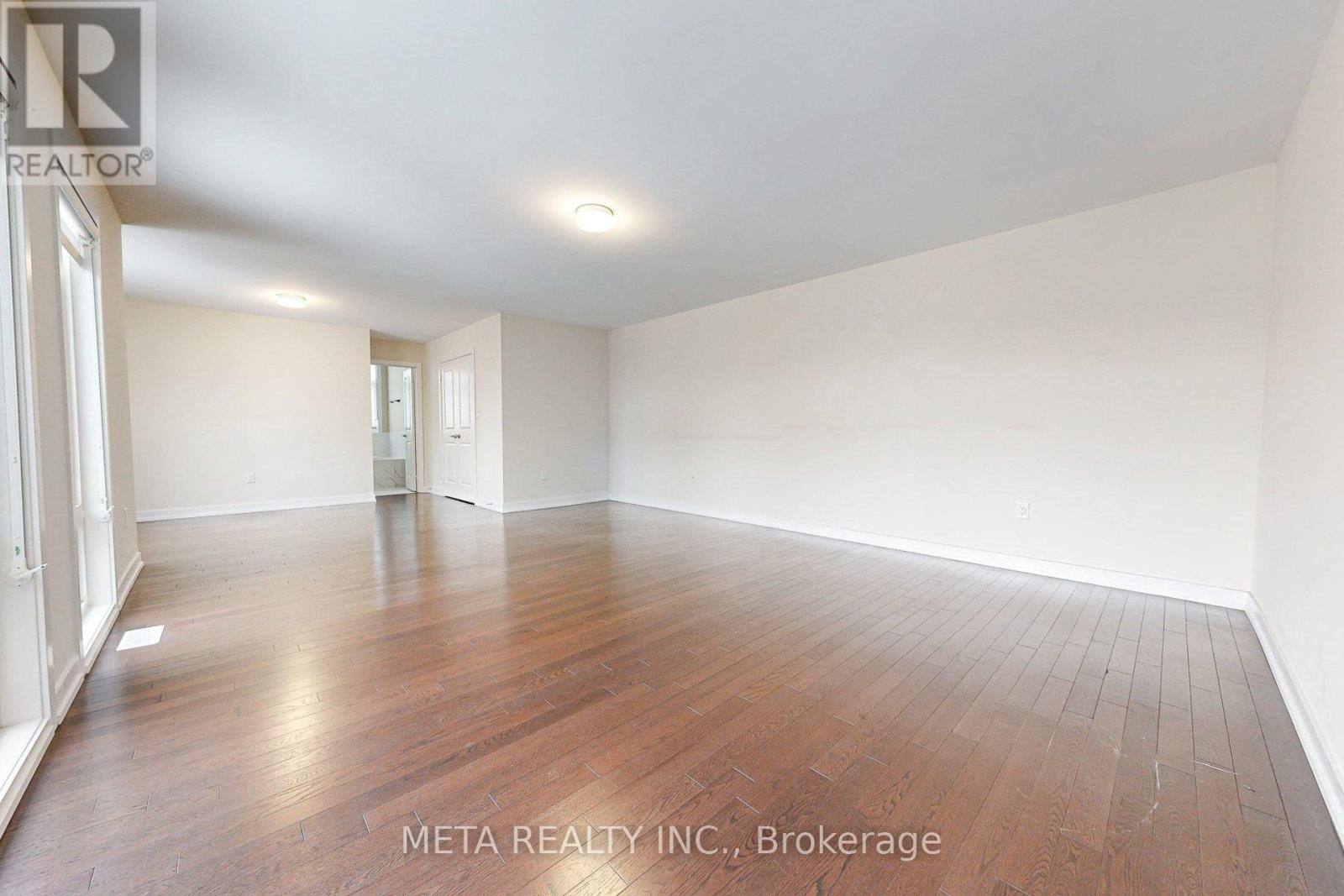 215 Webb Street, Markham, Ontario  L6B 1P1 - Photo 23 - N12672102