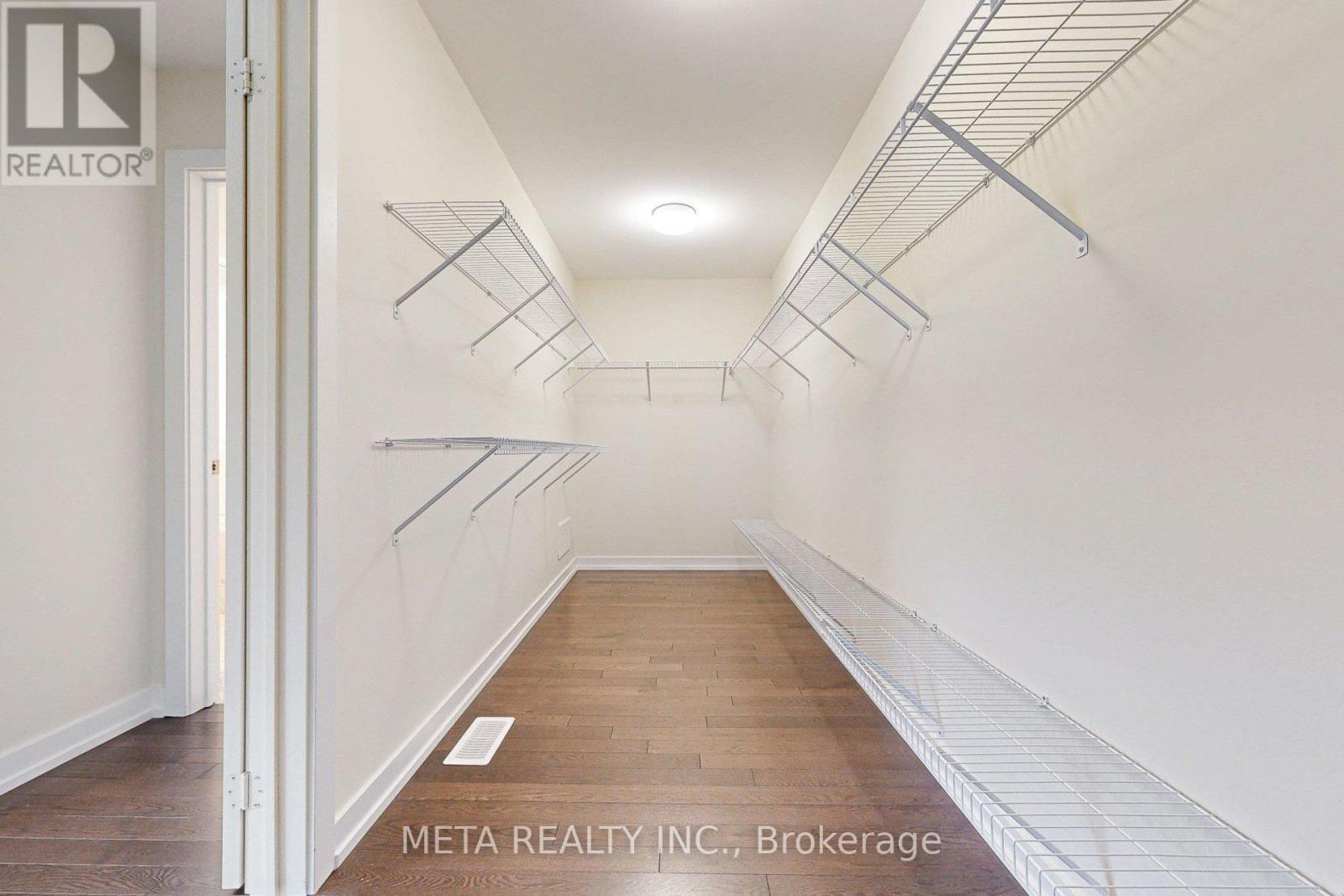 215 Webb Street, Markham, Ontario  L6B 1P1 - Photo 27 - N12672102