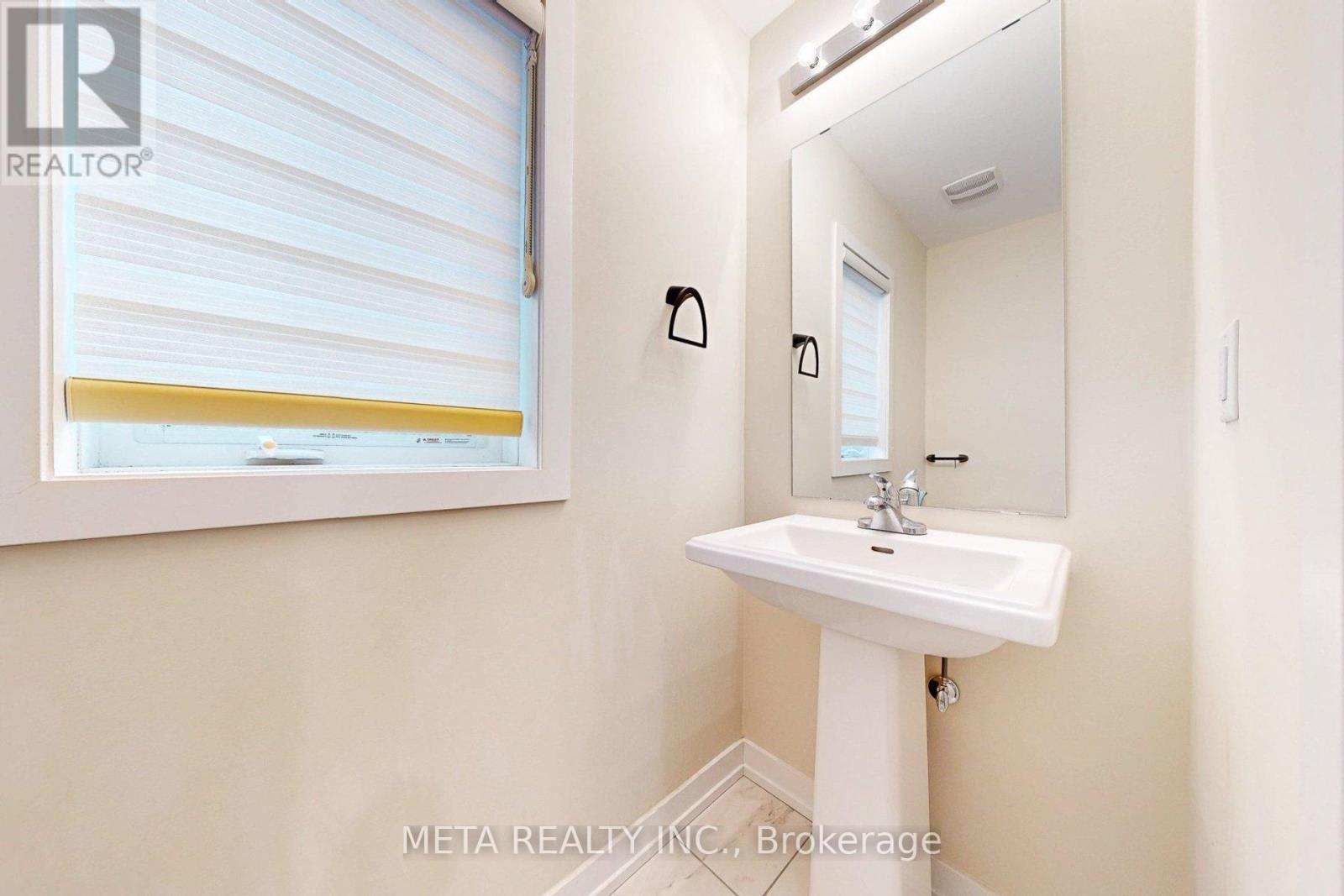 215 Webb Street, Markham, Ontario  L6B 1P1 - Photo 31 - N12672102