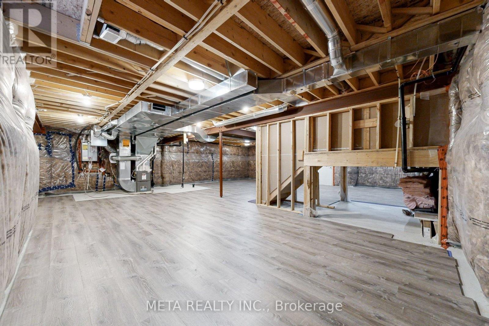 215 Webb Street, Markham, Ontario  L6B 1P1 - Photo 35 - N12672102