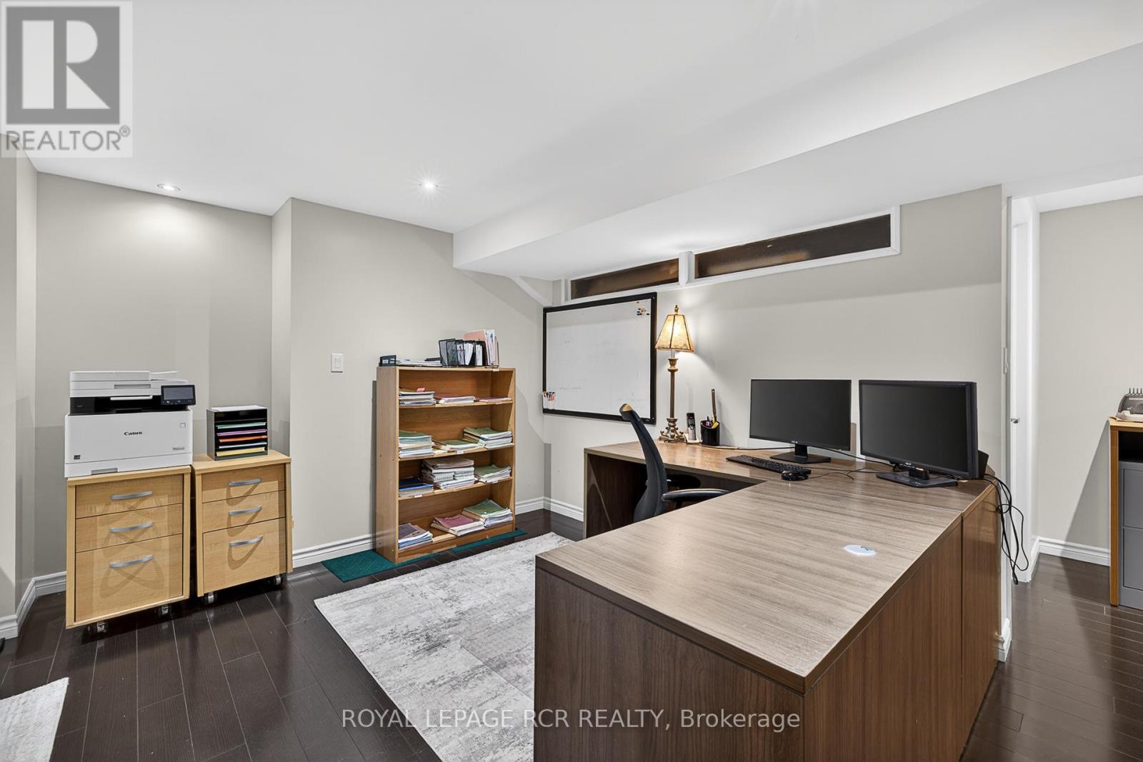 54 Ford Wilson Boulevard, Newmarket, Ontario  L3X 3G8 - Photo 34 - N12672136