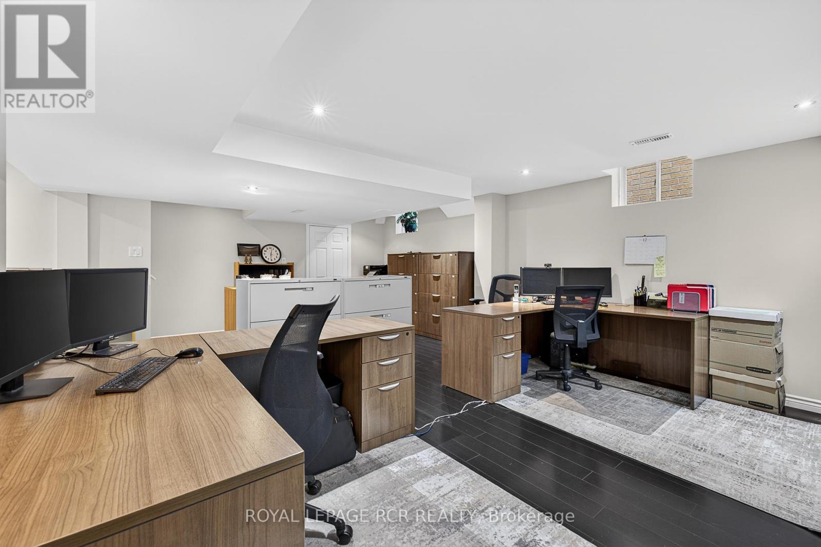 54 Ford Wilson Boulevard, Newmarket, Ontario  L3X 3G8 - Photo 36 - N12672136