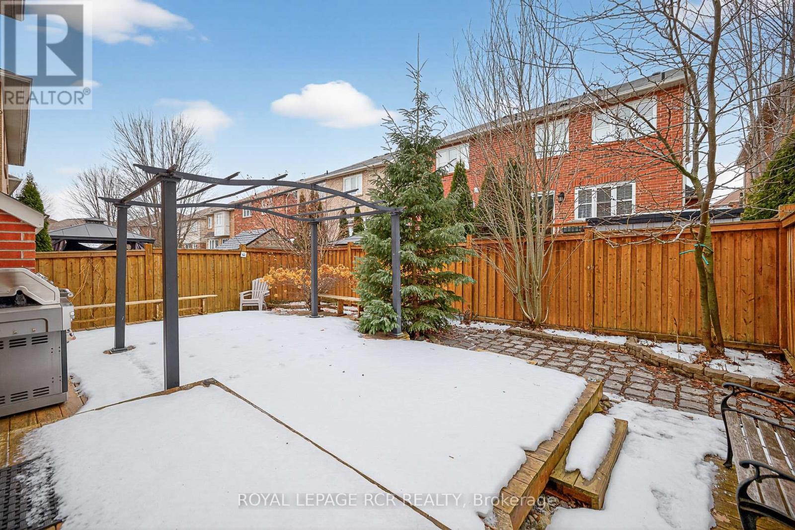 54 Ford Wilson Boulevard, Newmarket, Ontario  L3X 3G8 - Photo 40 - N12672136