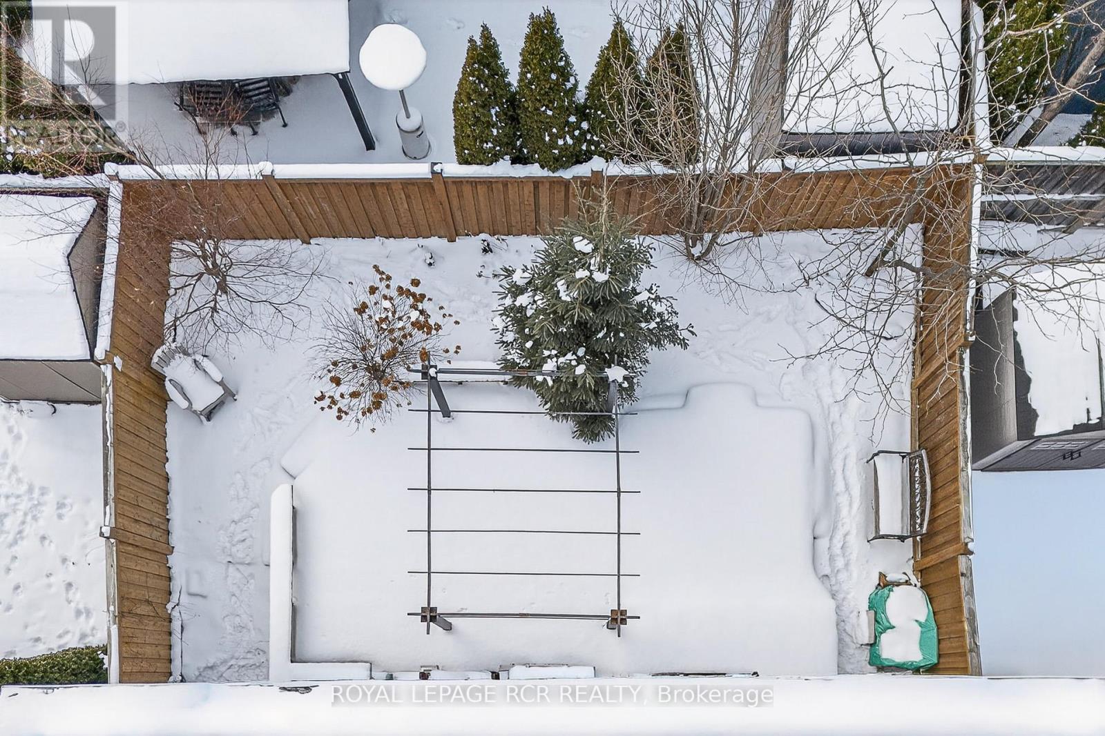 54 Ford Wilson Boulevard, Newmarket, Ontario  L3X 3G8 - Photo 46 - N12672136