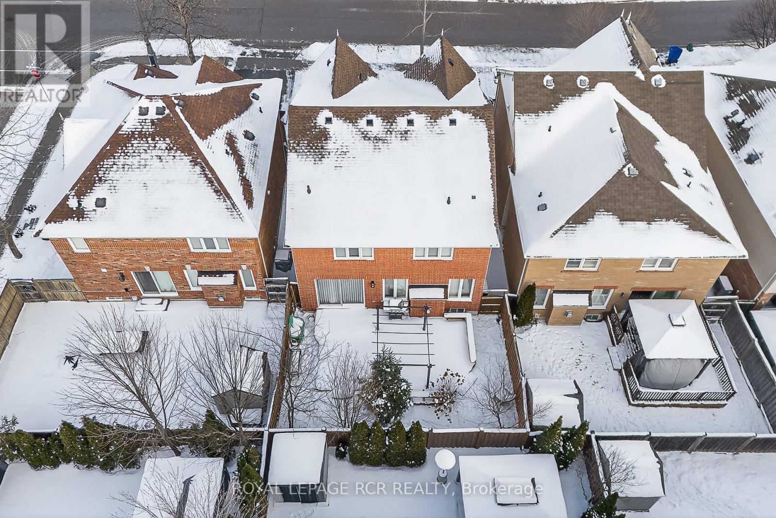 54 Ford Wilson Boulevard, Newmarket, Ontario  L3X 3G8 - Photo 47 - N12672136