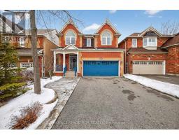 54 FORD WILSON BOULEVARD, Newmarket, Ontario