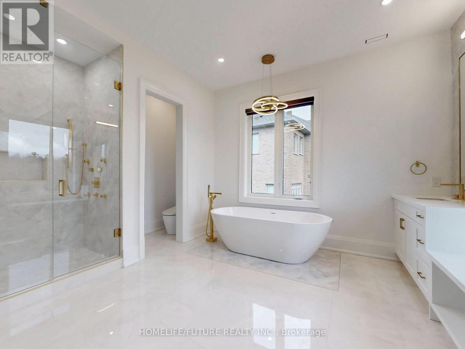 9 Pleasant Valley Drive, Whitchurch-Stouffville, Ontario  L4A 1W3 - Photo 24 - N12672198