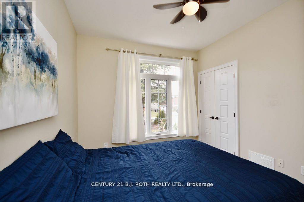 1738 Wingrove Avenue, Innisfil, Ontario  L9S 1S4 - Photo 13 - N12672202