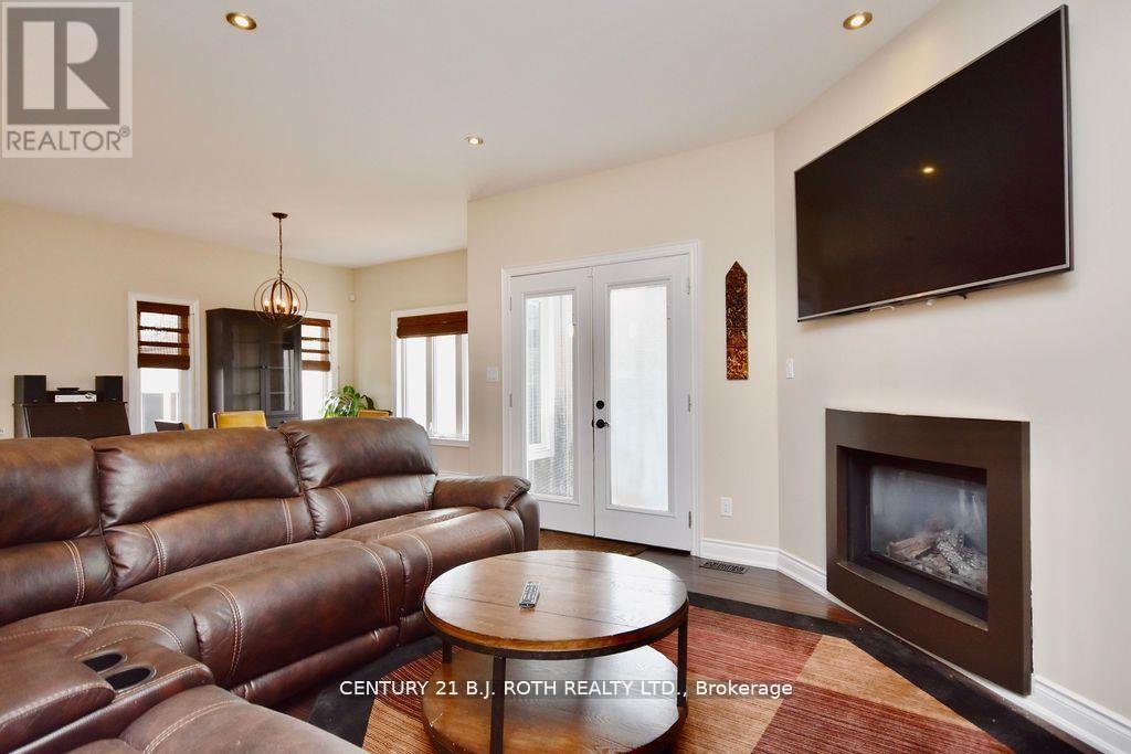 1738 Wingrove Avenue, Innisfil, Ontario  L9S 1S4 - Photo 9 - N12672202