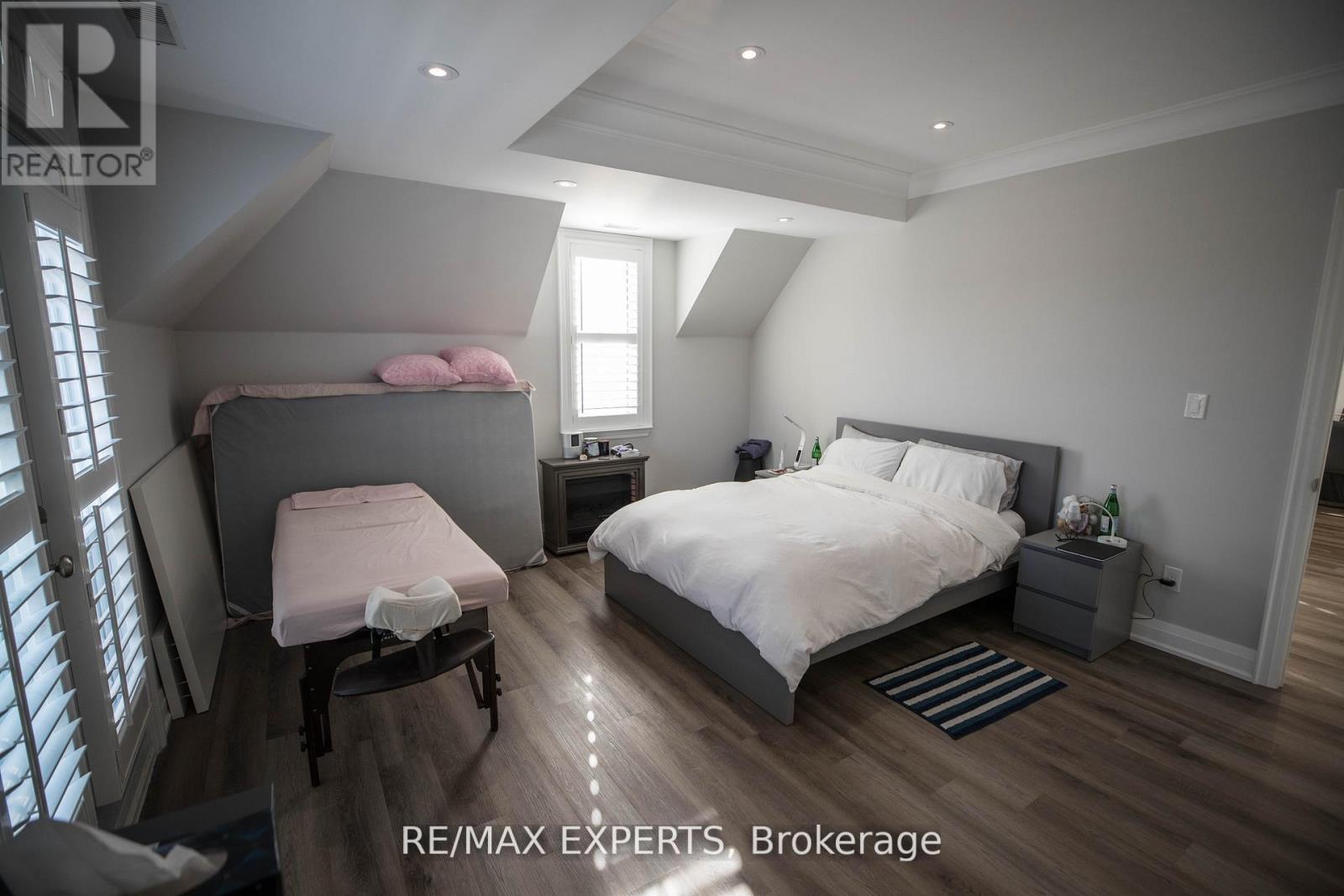 209 - 10462 Islington Avenue, Vaughan, Ontario  L0J 1C0 - Photo 18 - N12672354