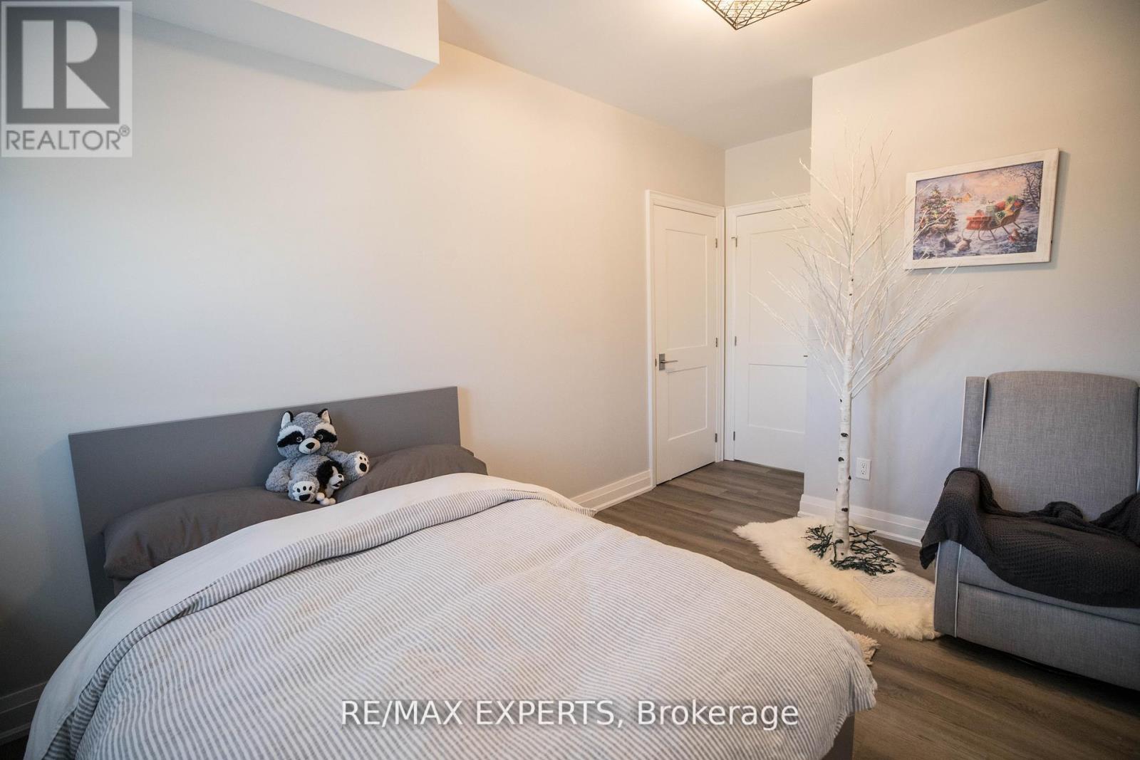 209 - 10462 Islington Avenue, Vaughan, Ontario  L0J 1C0 - Photo 23 - N12672354