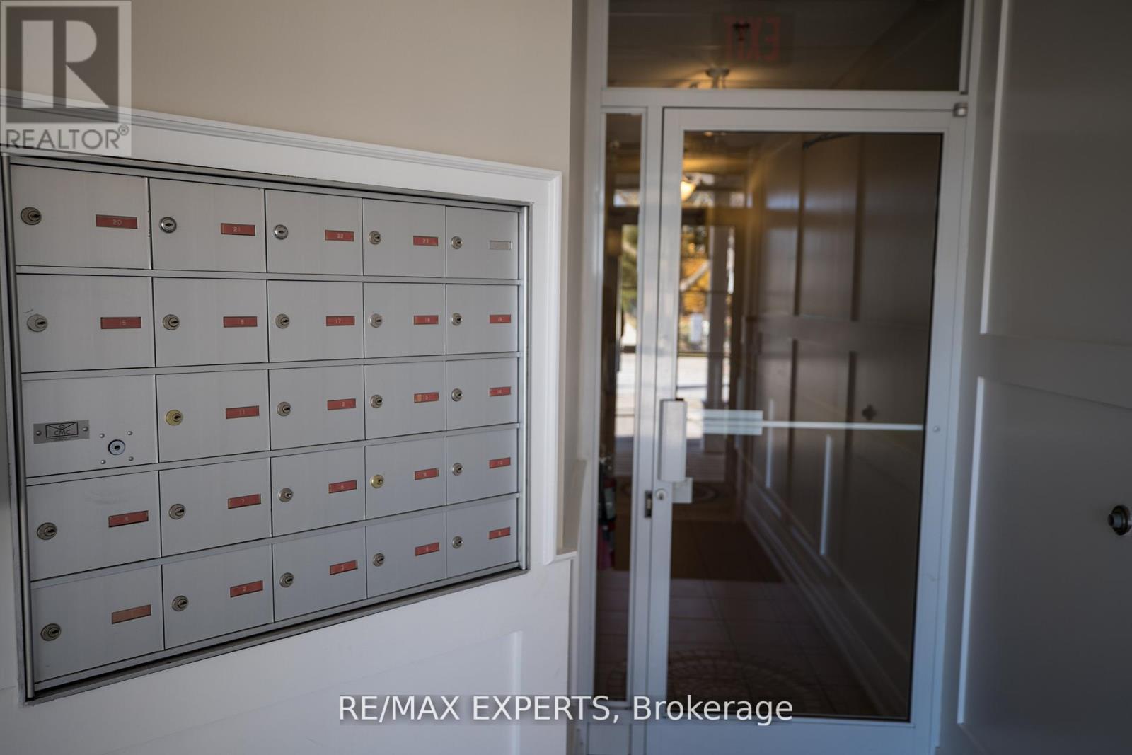 209 - 10462 Islington Avenue, Vaughan, Ontario  L0J 1C0 - Photo 26 - N12672354