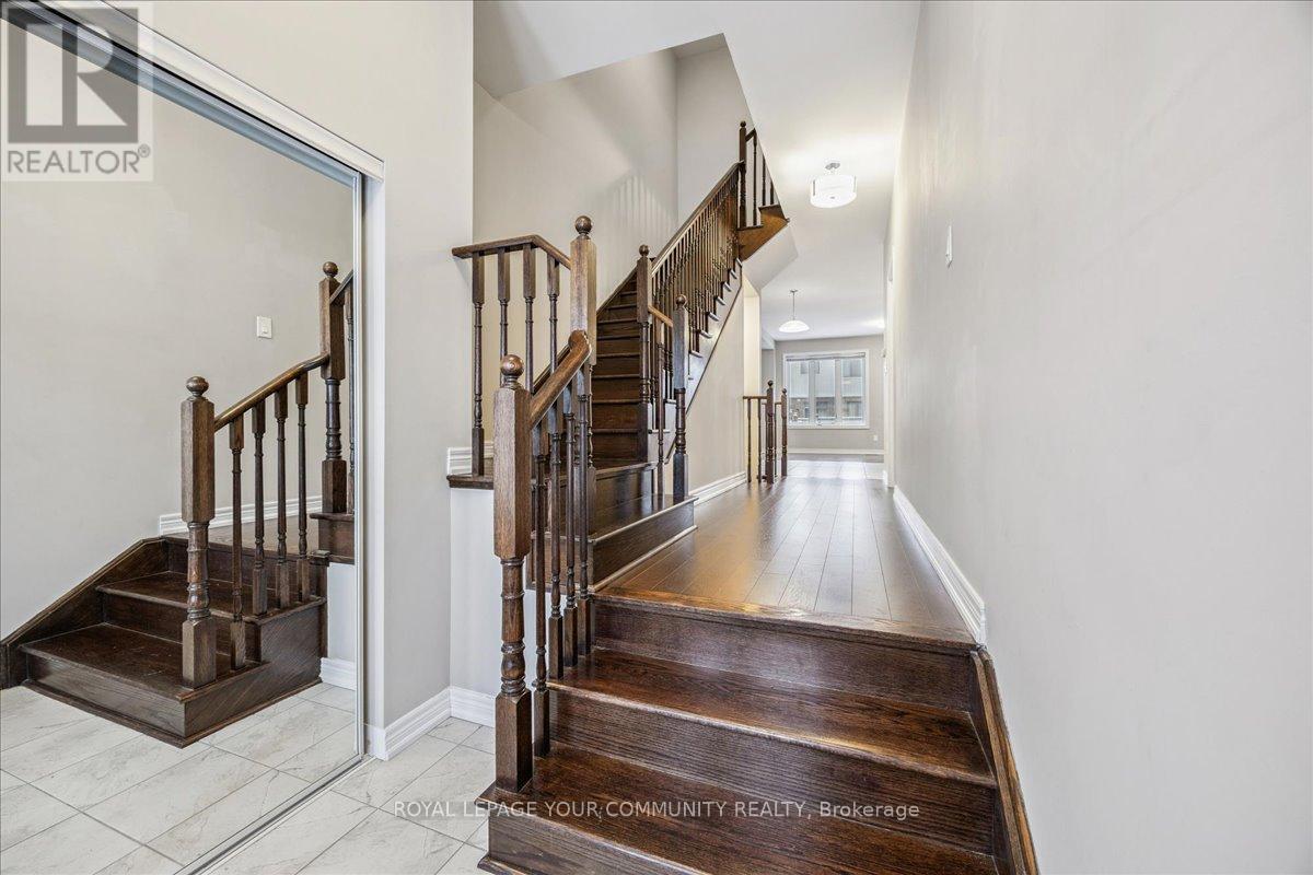 53 Clifford Crescent, New Tecumseth, Ontario  L0G 1W0 - Photo 5 - N12672400