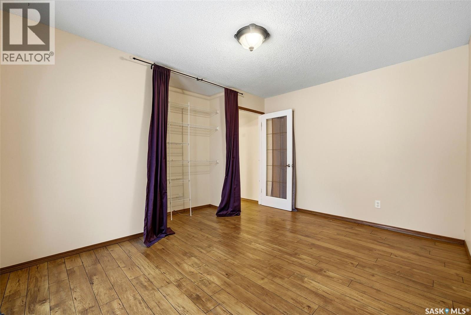 14 Milford Crescent, Regina, Saskatchewan  S4N 1K7 - Photo 16 - SK026340