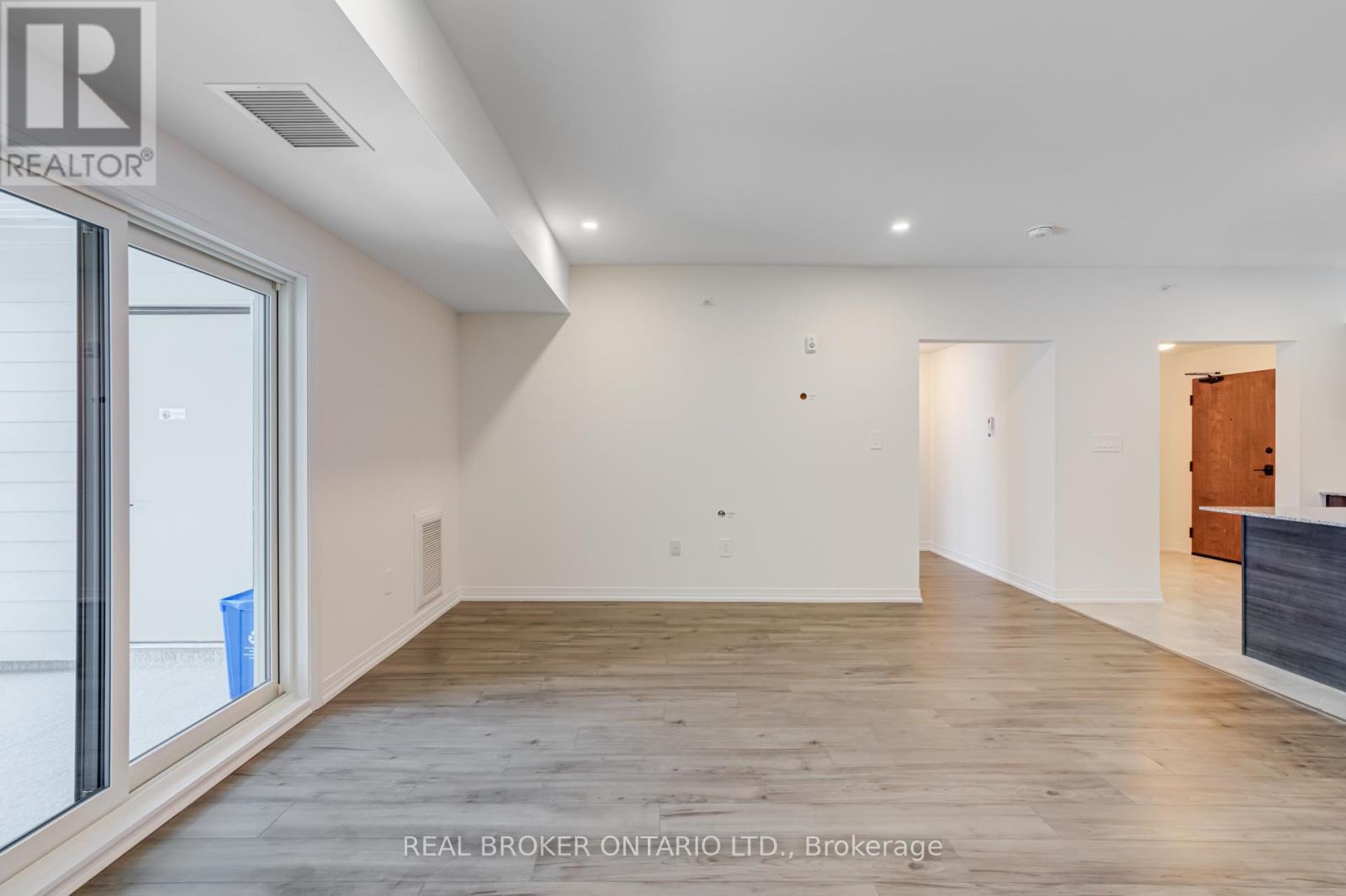 413 - 15 Kneeshaw Drive S, Barrie, Ontario  L9J 0X9 - Photo 16 - S12672200