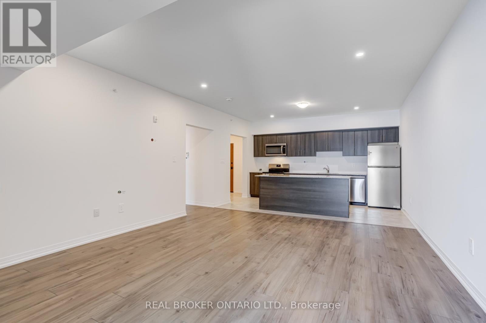 413 - 15 Kneeshaw Drive S, Barrie, Ontario  L9J 0X9 - Photo 18 - S12672200