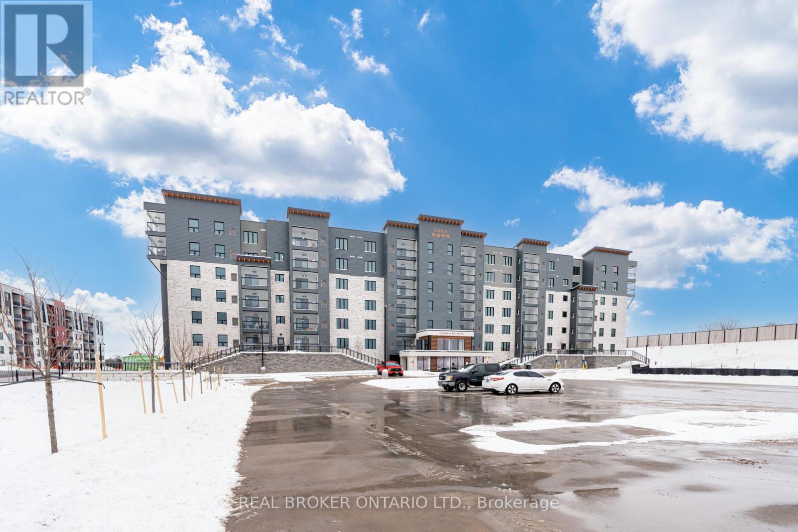 413 - 15 Kneeshaw Drive S, Barrie, Ontario  L9J 0X9 - Photo 3 - S12672200