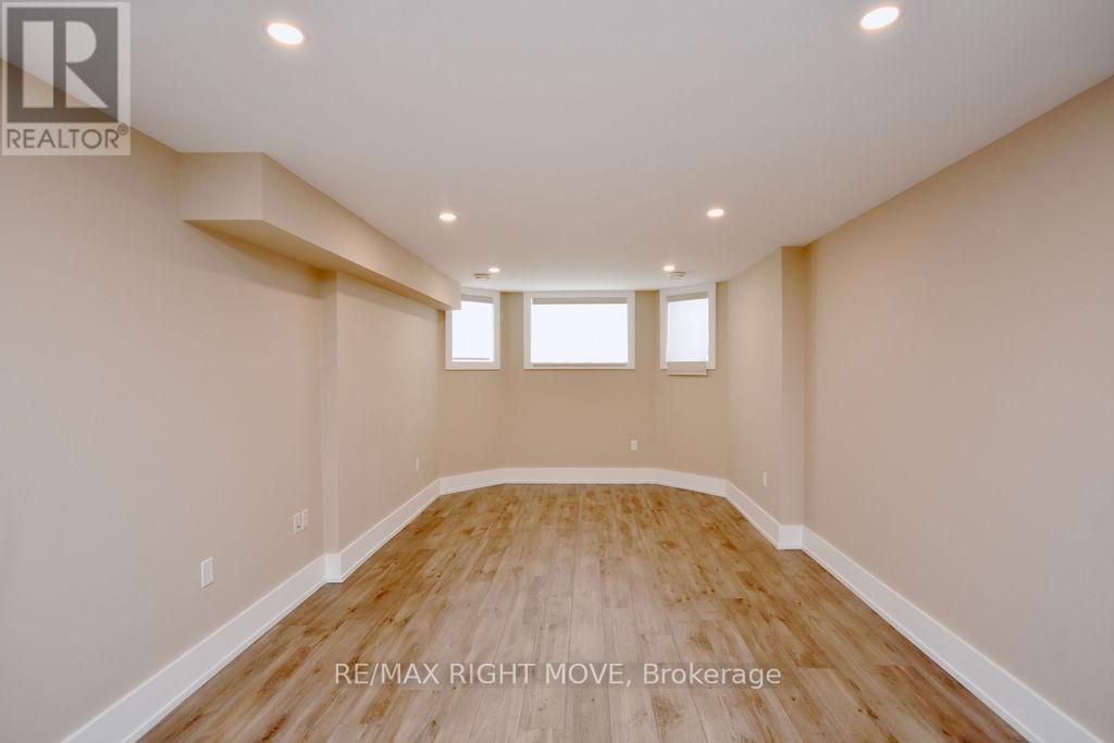 1348 Hawk Ridge Crescent, Severn, Ontario  L3V 6H4 - Photo 21 - S12672282